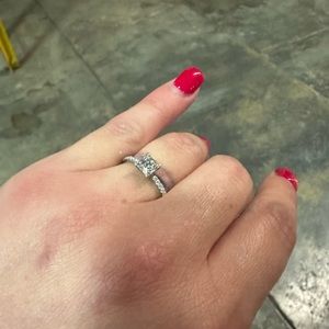 Zales 3/4 carat diamond engagement ring. size 5.75